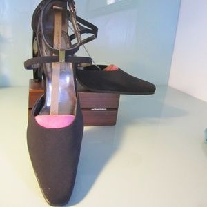 Women's Black Strappy Heels SZ 7.5 M Calvin Klein